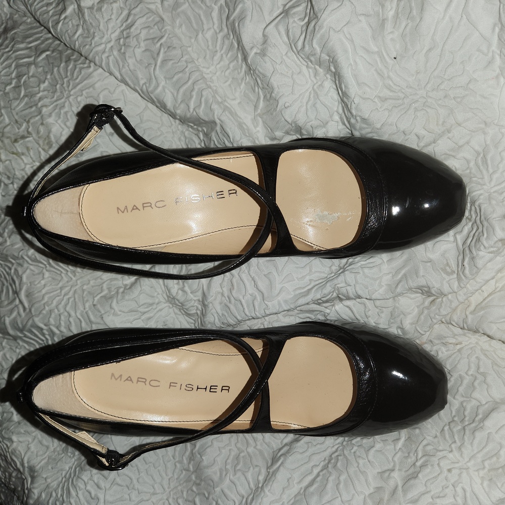 Marc Fisher Size 8.5 M Black Leather MaryJane Steletto Heels